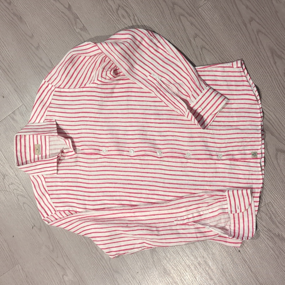 Very Gently Used Sonrisa Luxury 💯 Linen Shirt Size M/40 in Red & White Stripes